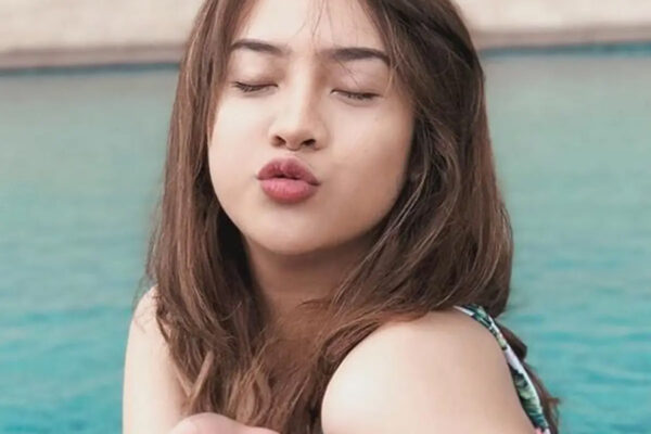 Di Balik Gemerlap Anya Geraldine: Perjalanan Karier yang Tak Terduga Di Balik Gemerlap Anya Geraldine: Perjalanan Karier yang Tak Terduga